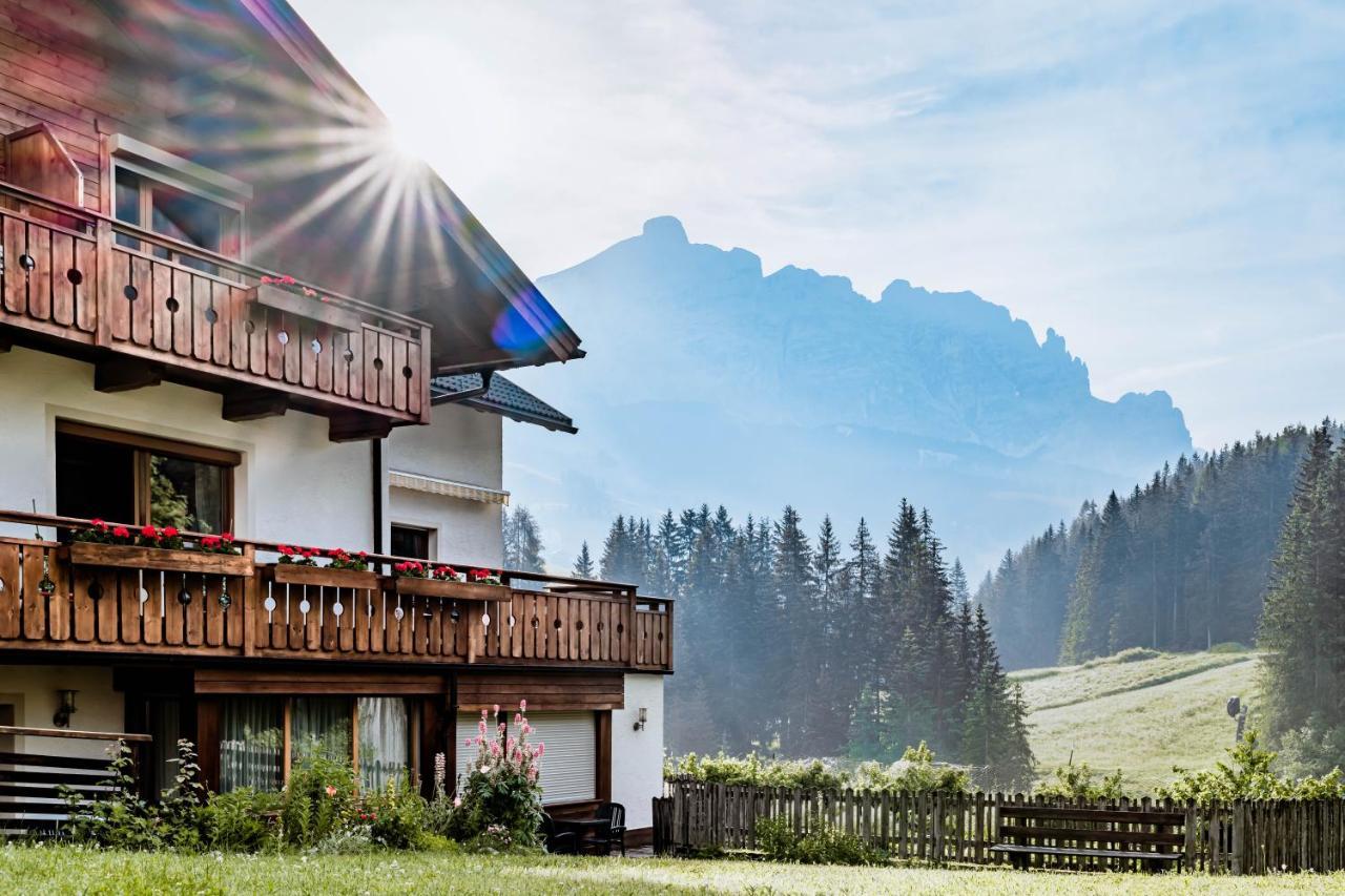 Appartamenti Genziana La Villa  Bagian luar foto